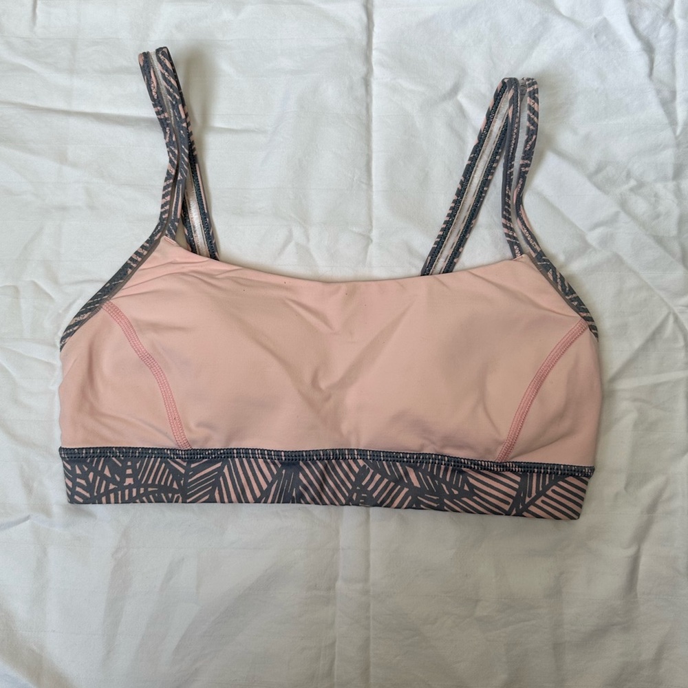 Lululemon Size 6 Sports Bra